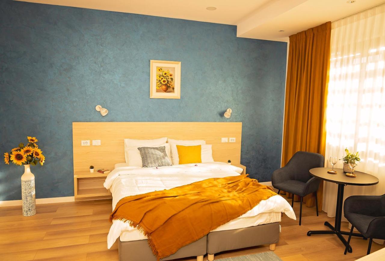 Manolle Boutique Hotel Букурещ Екстериор снимка